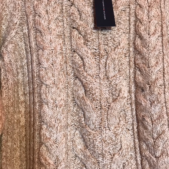 Tommy Hilfiger Women's Cable Knit Sweater Large - Picture 3 of 5